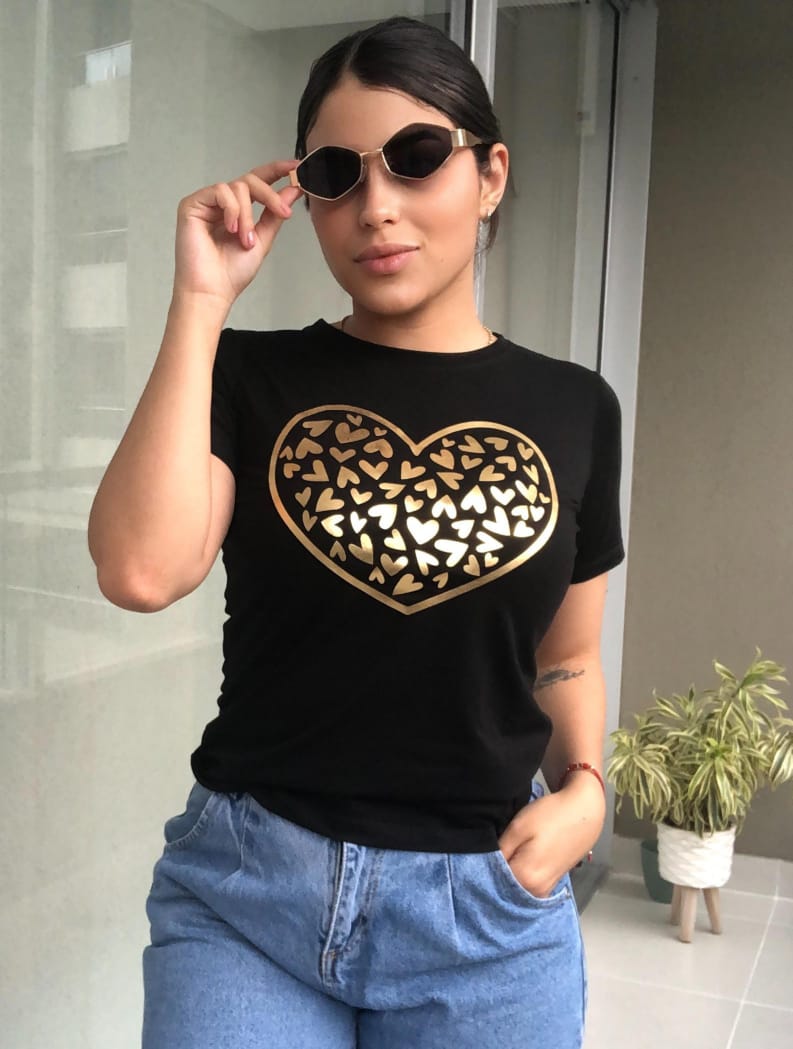 Camiseta Dama Corazones Dorado Metalizado